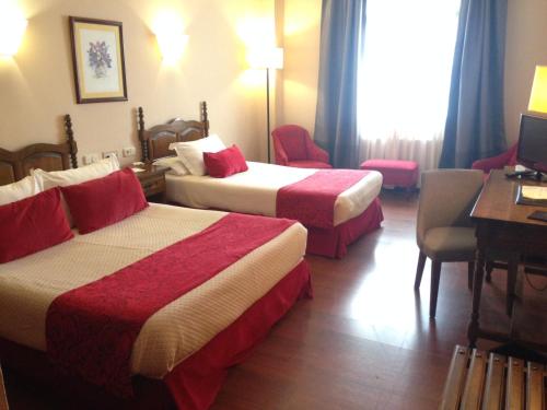 Habitación doble Normal del hotel Pazo o Rial. Foto 3