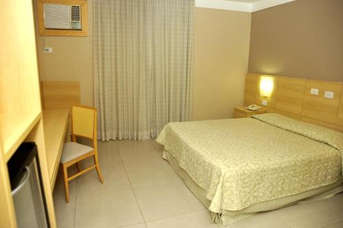 Habitación Doble Estándar del hotel Atlantico Copacabana. Foto 2