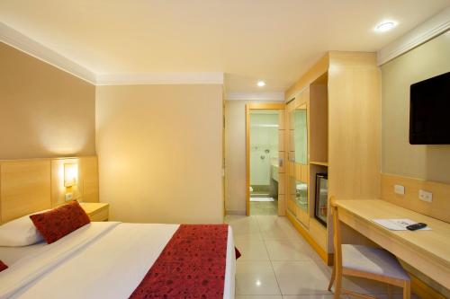 Habitación Doble Estándar del hotel Atlantico Copacabana. Foto 4
