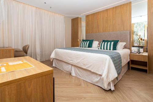 Habitación Deluxe - 1 cama grande del hotel Astoria Ipanema. Foto 2