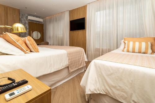 Habitación Triple de lujo del hotel Astoria Ipanema. Foto 4