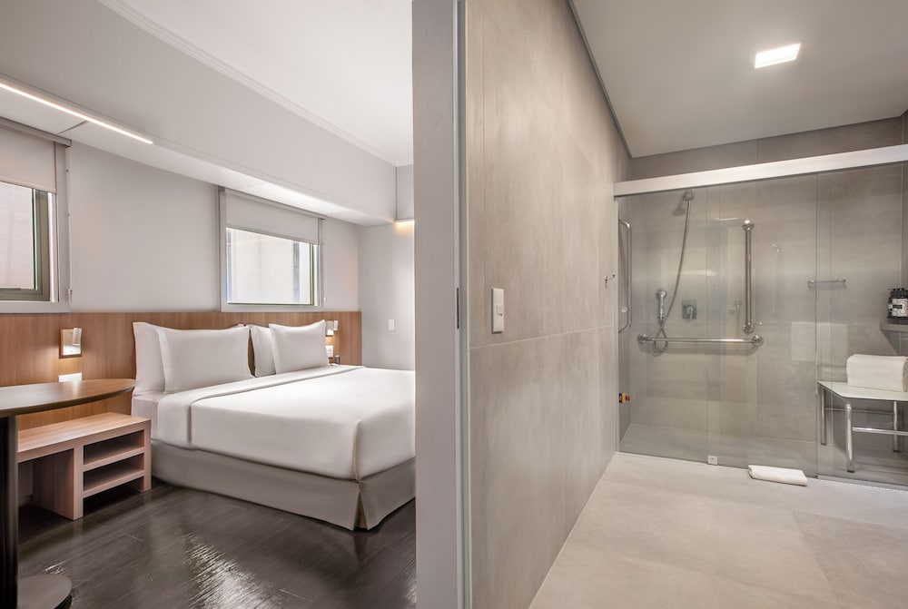Habitación Accesible Queen Vista a la ciudad del hotel INNSiDE São Paulo Iguatemi. Foto 6