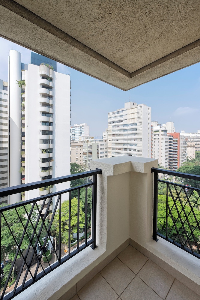 The Innside Room Twin with Balcony del hotel INNSiDE by Meliá São Paulo Higienópolis. Foto 2