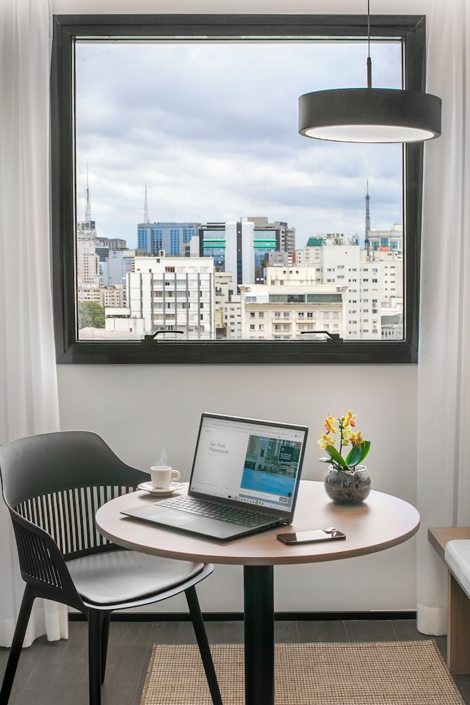 The Innside Premium Room City View del hotel INNSiDE by Meliá São Paulo Higienópolis. Foto 4