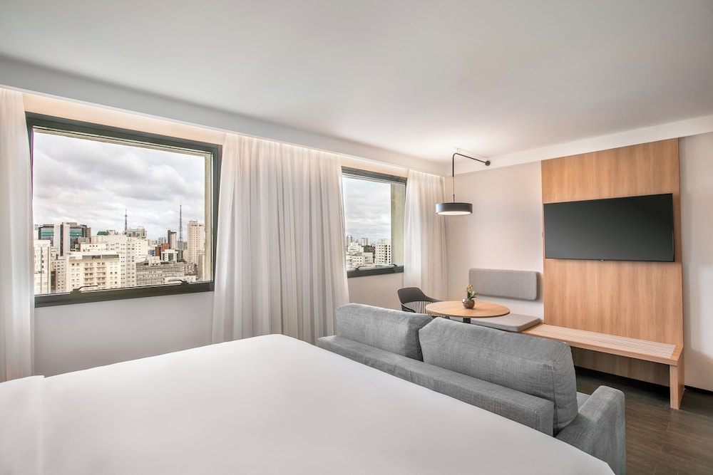 The Studio Queen del hotel INNSiDE by Meliá São Paulo Higienópolis. Foto 1