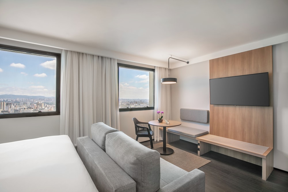 The Studio Queen del hotel INNSiDE by Meliá São Paulo Higienópolis. Foto 6