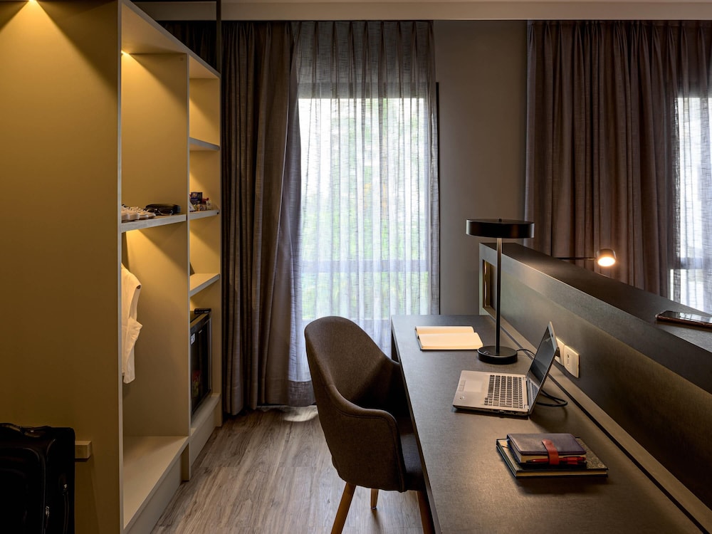 Habitación Superior con cama doble y sofá cama del hotel Novotel Sp Jardins. Foto 3