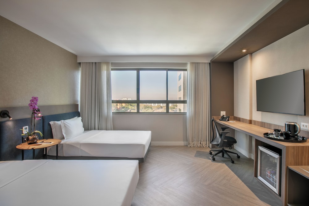 Premium Twin Vista ciudad del hotel Melia Brasil 21. Foto 3
