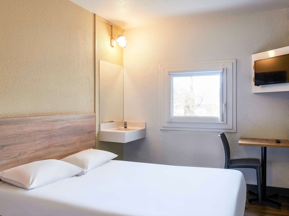 Habitación Tandem para un máximo de 2 viajeros. #ontheroad basics del hotel hotelF1 Moret Fontainebleau. Foto 1