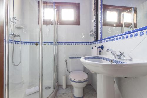 Habitación Doble Pequeña del hotel La Casa Del Maestro. Foto 4