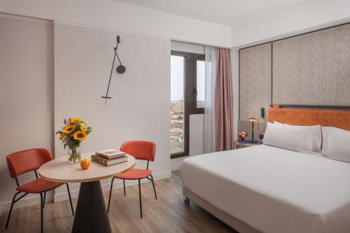 Habitación Doble con vistas panorámicas - 1 o 2 camas del hotel Nh Catania Centro. Foto 1