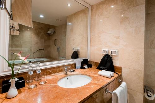 Habitación Doble Deluxe del hotel Melia Lima. Foto 2