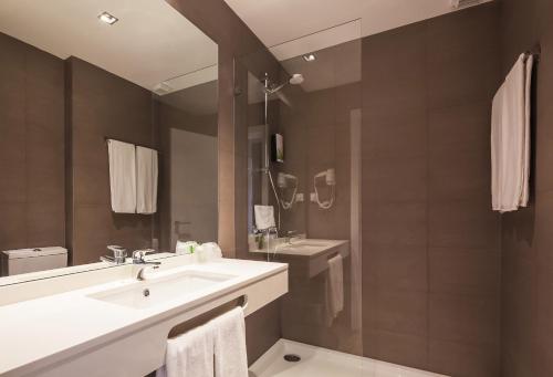 Habitación Doble - 1 o 2 camas del hotel Cliphotel. Foto 8