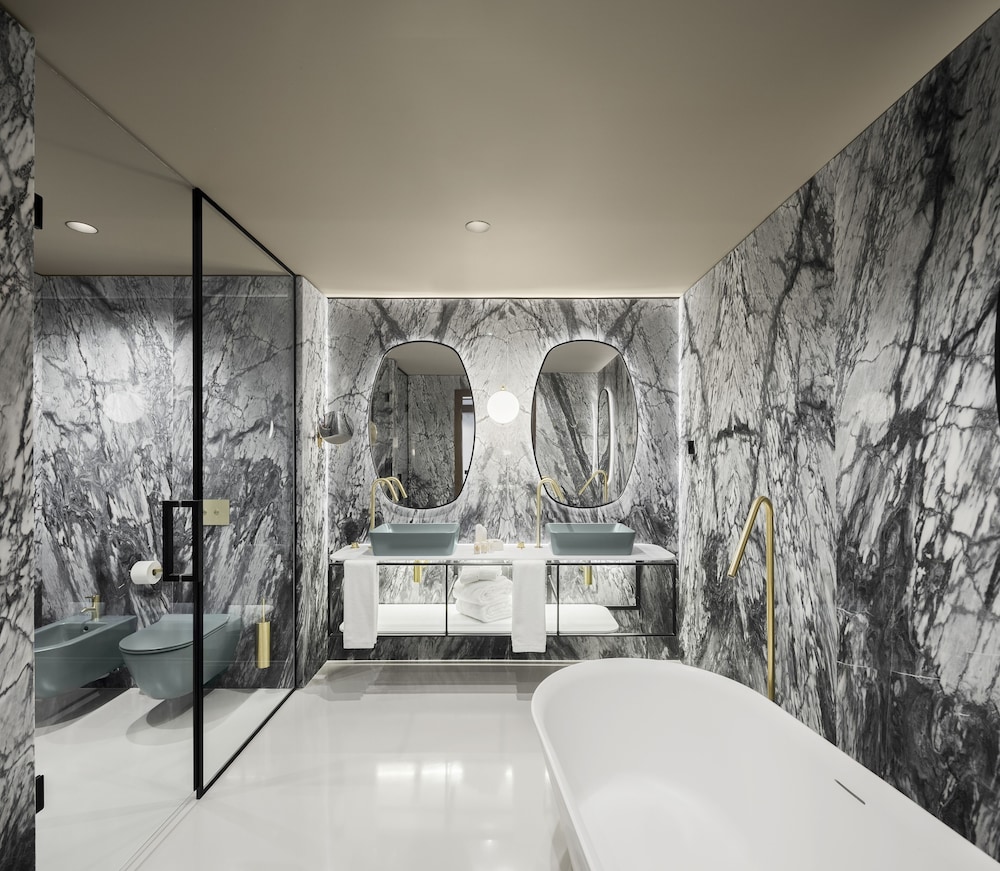 Suite del hotel Azoris Royal Garden. Foto 6