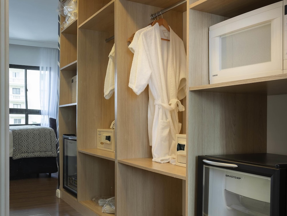 Habitación superior, 1 cama doble del hotel Mercure Sao Paulo Pinheiros. Foto 7