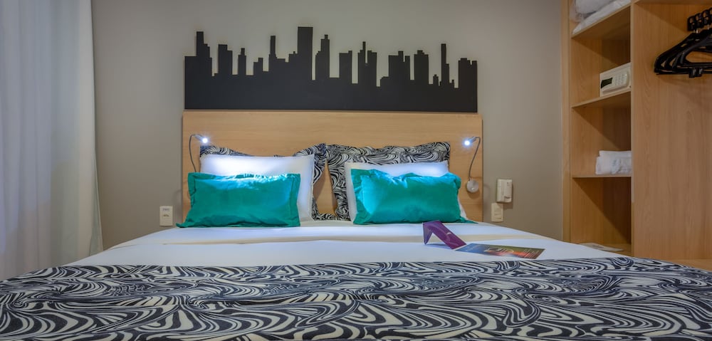 Habitación Estándar con 1 cama doble del hotel Mercure Sao Paulo Pinheiros. Foto 4