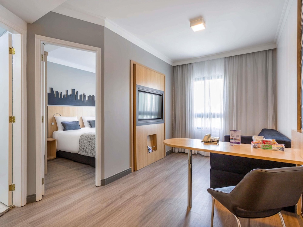Habitación Estándar con 1 cama doble del hotel Mercure Sao Paulo Pinheiros. Foto 10