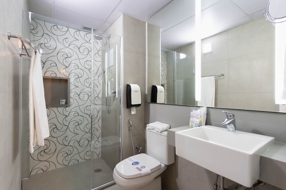 Habitación Superior con cama doble del hotel Mercure Sao Paulo Pinheiros. Foto 3