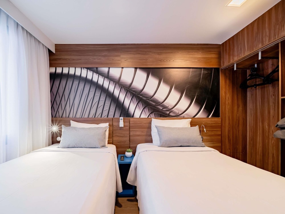 Habitación Superior con 2 camas individuales en la torre 1 del hotel Mercure Sao Paulo Moema Times Square. Foto 10