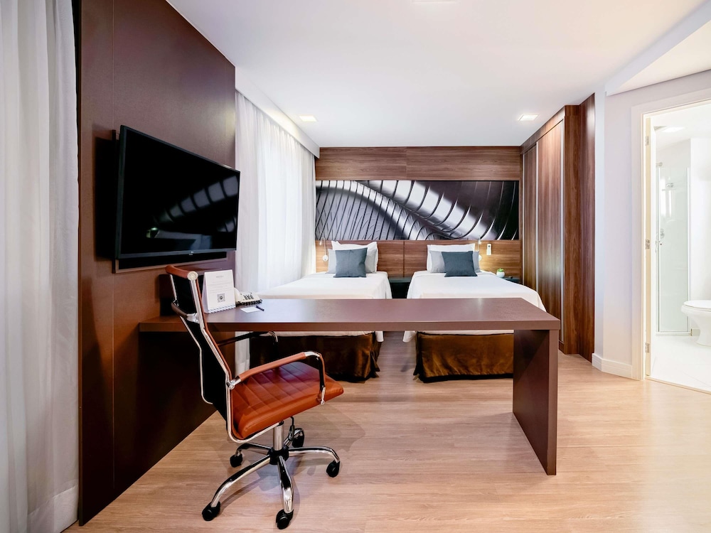 Habitación Superior con 2 camas individuales en la torre 1 del hotel Mercure Sao Paulo Moema Times Square. Foto 12