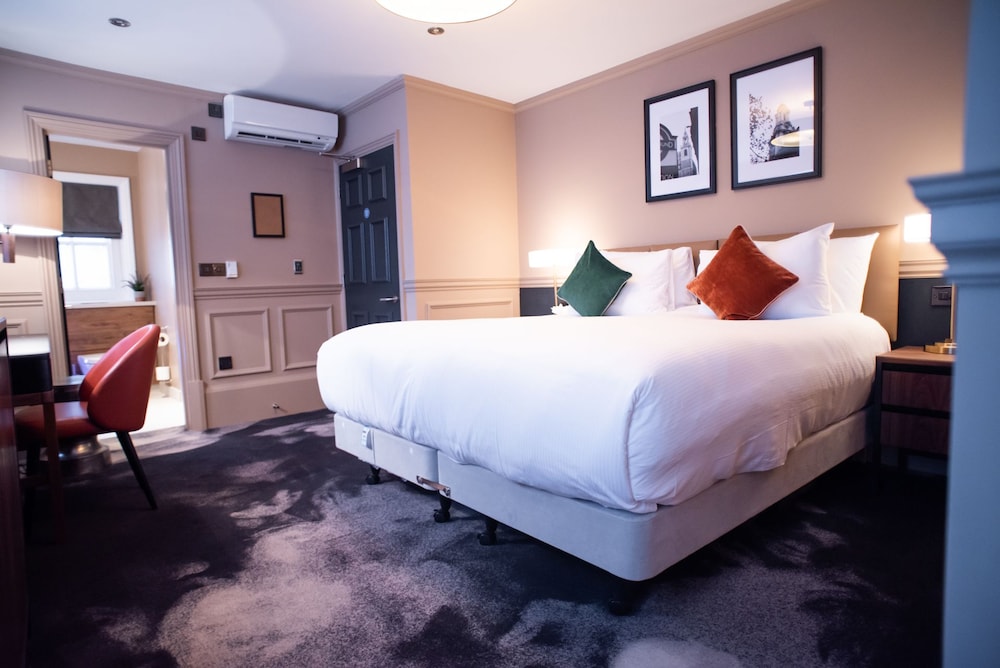 Habitación clásica doble, 1 cama de matrimonio grande del hotel Counting House. Foto 1