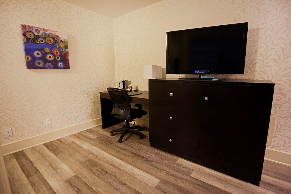Suite, 2 camas de matrimonio, no fumadores (with Sofabed) del hotel Best Western Plus Montreal Downtown-hotel Europa. Foto 1