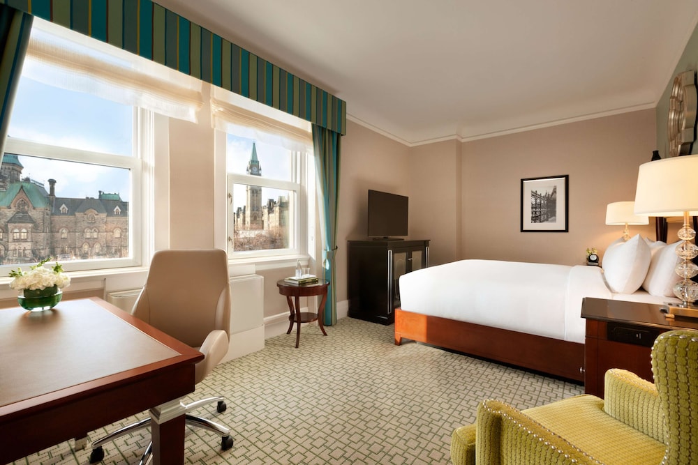 Fairmont, Habitación, 1 cama de matrimonio del hotel Fairmont Chateau Laurier. Foto 1