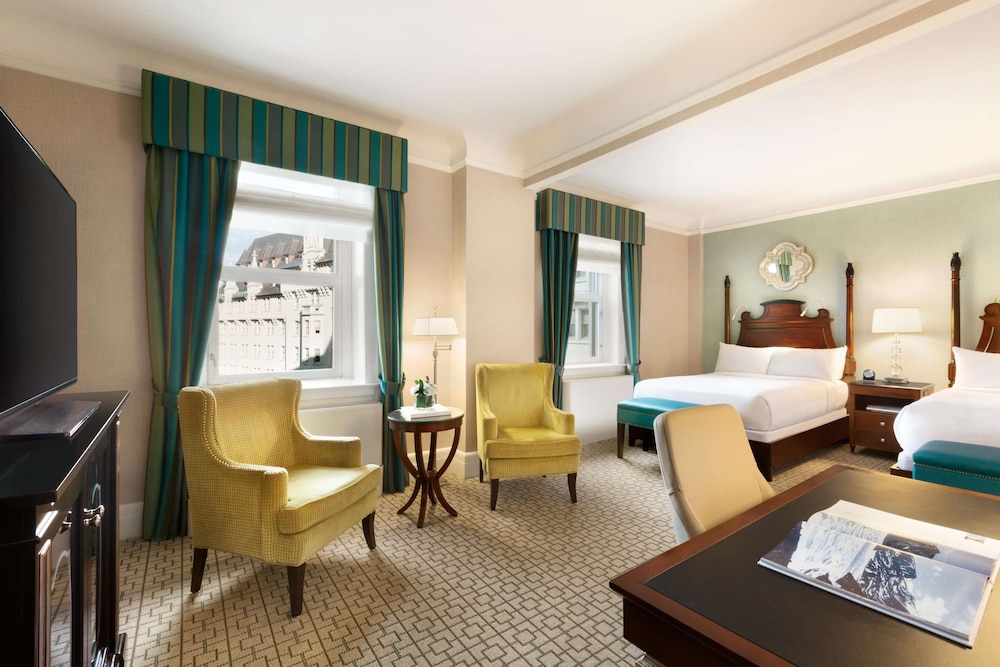 Suite junior (Fairmont) del hotel Fairmont Chateau Laurier. Foto 1