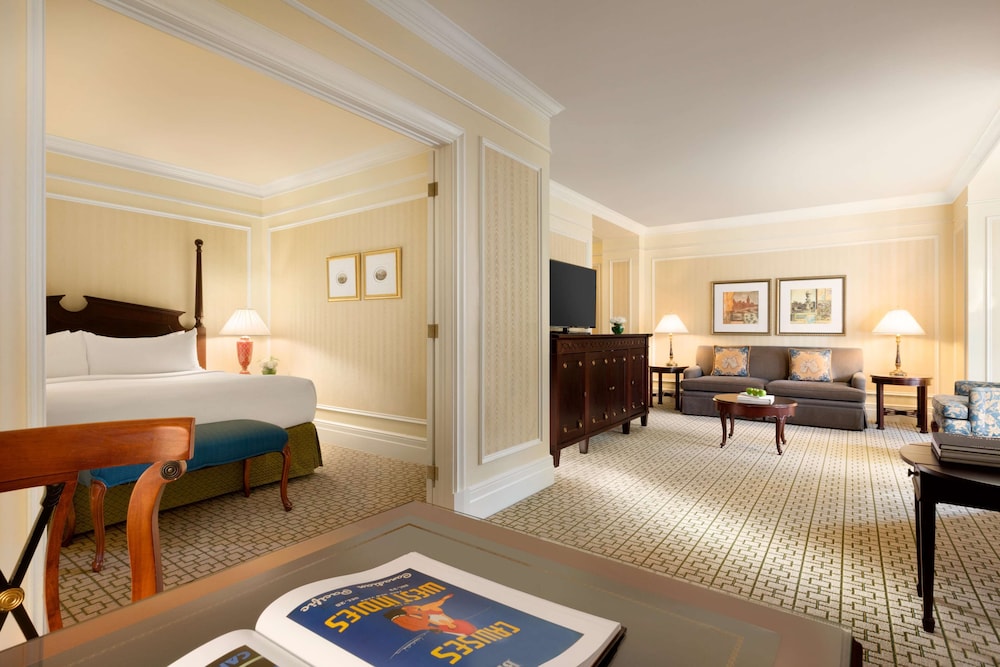Suite junior (Fairmont) del hotel Fairmont Chateau Laurier. Foto 3