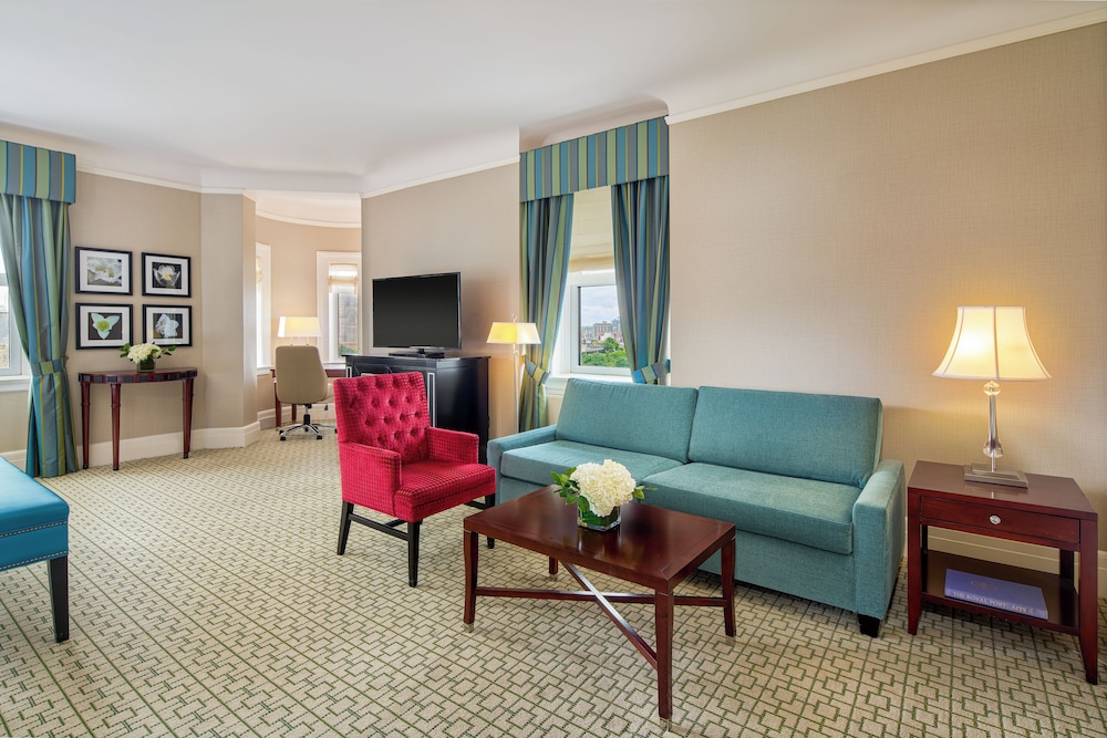 Signature Room,1 King Bed (Parliament or Majors Hill Park View) del hotel Fairmont Chateau Laurier
