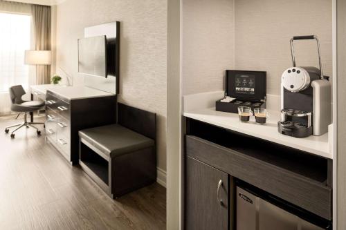Habitación con 2 camas grandes - No fumadores del hotel Georgian Court Hotel. Foto 3