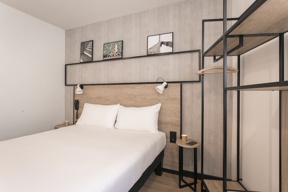 Habitación Estándar con 1 cama doble del hotel Ibis Avignon Sud. Foto 1