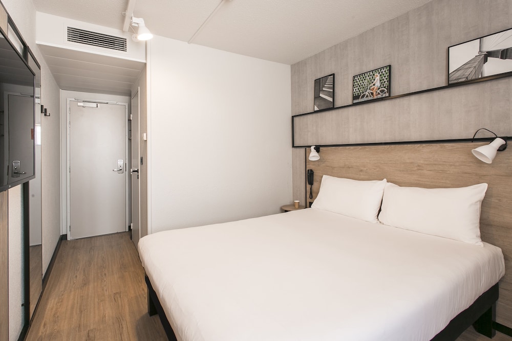 Habitación Estándar con 1 cama doble del hotel Ibis Avignon Sud. Foto 6