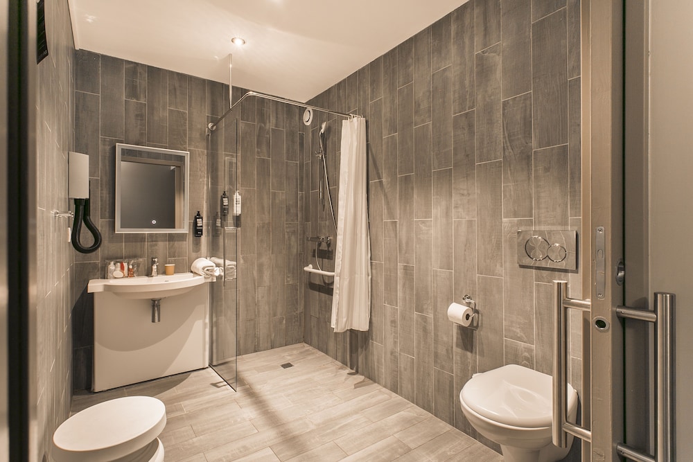 Habitación Estándar con 1 cama doble del hotel Ibis Avignon Sud. Foto 18