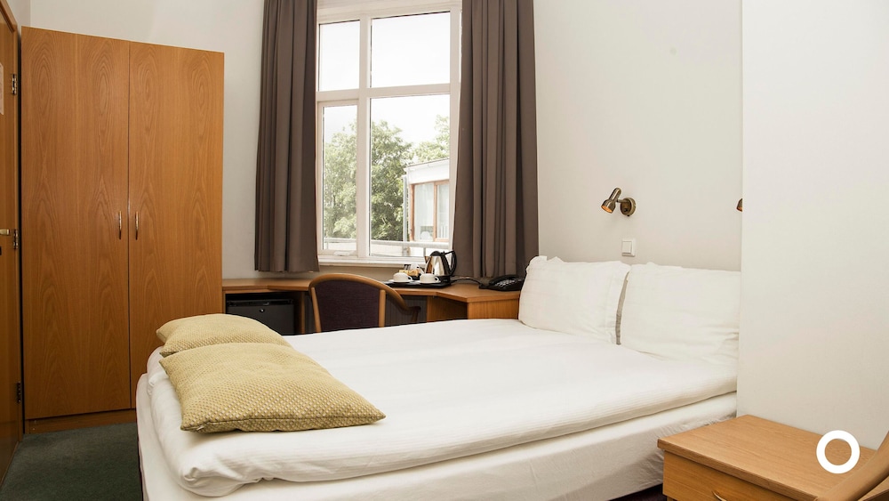 Habitación estándar con 1 cama doble o 2 individuales del hotel Center Hotels Skjaldbreið. Foto 1