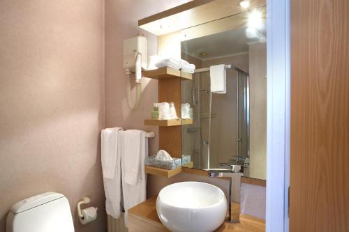 Suite Familiar del hotel Fosshotel Raudara. Foto 4