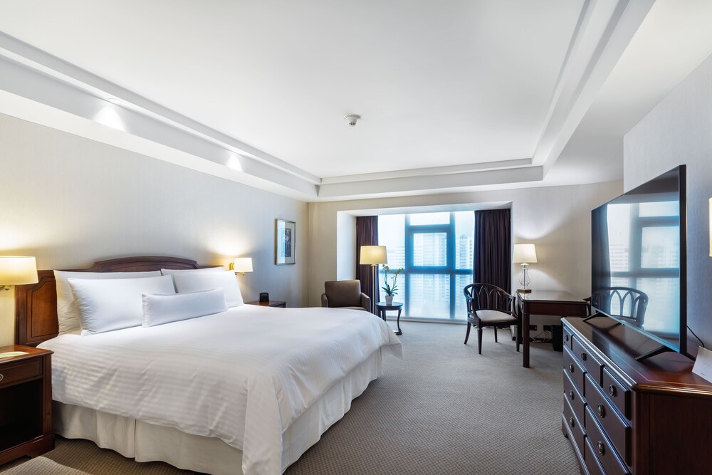 Habitación Premier 1 King del hotel Swissôtel Lima. Foto 5