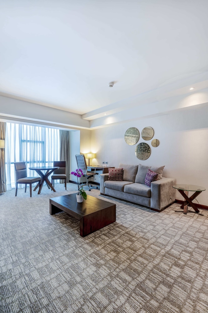 Habitación Gran Vista Ciudad 1 King del hotel Swissôtel Lima. Foto 4