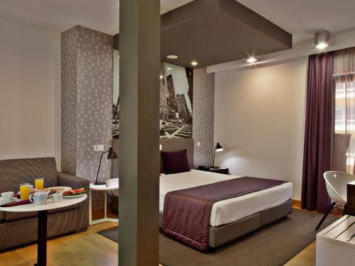 Suite Diamond con terraza del hotel America Diamonds. Foto 3