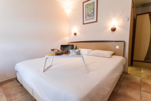 Habitación Doble del hotel Campanile Lisbon South - Setubal. Foto 7