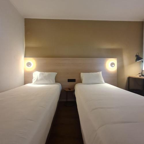 Habitación Doble Superior - 2 camas del hotel Campanile Lisbon South - Setubal. Foto 2