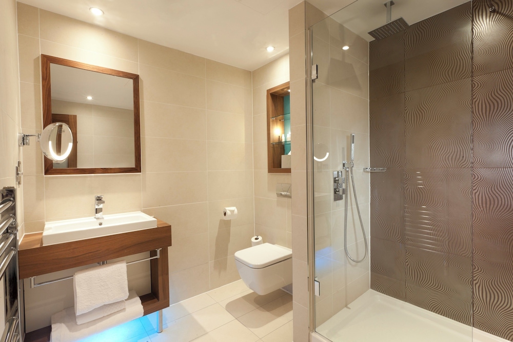 Suite, 1 cama doble del hotel Indigo Edinburgh, An Ihg. Foto 12
