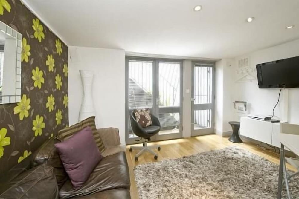 Apartamento estándar, 1 habitación, vistas a la ciudad del hotel Kensington Olympia Apartments. Foto 2