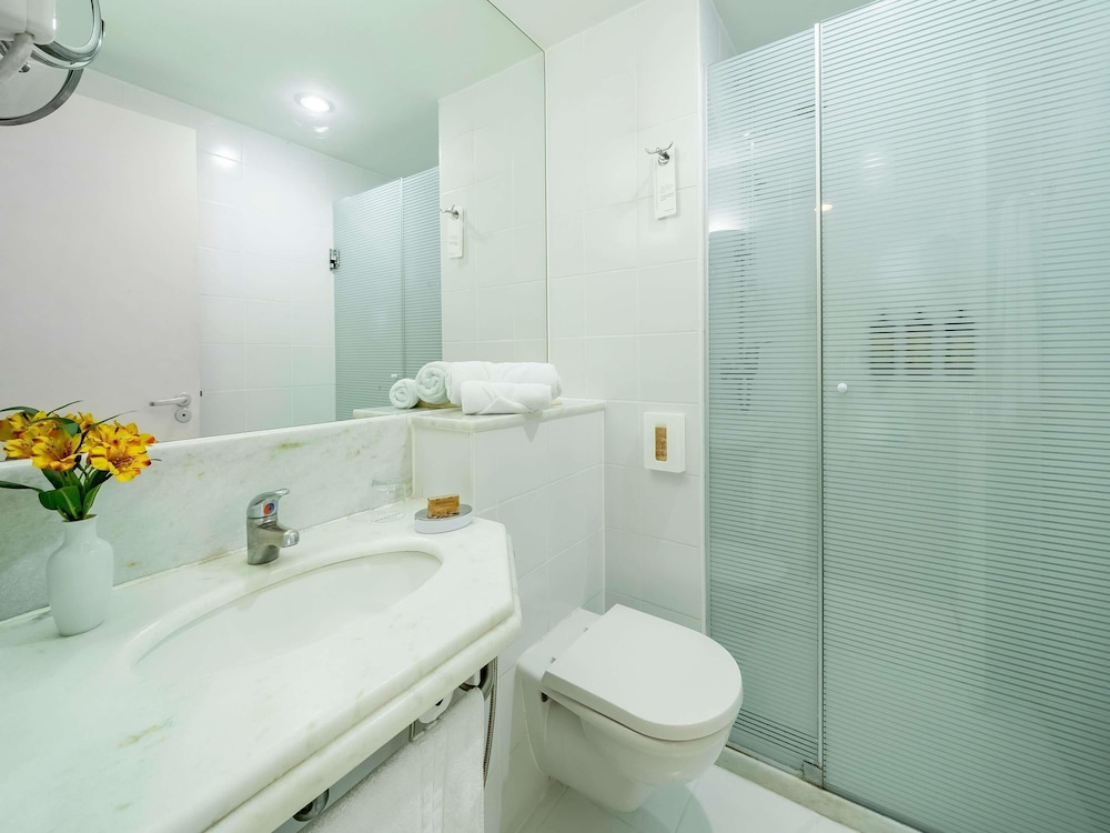 Habitación estándar con 2 camas individuales del hotel Mercure Guarulhos Aeroporto. Foto 2