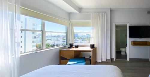 Habitación Doble Signature con vistas a la ciudad del hotel Marseilles. Foto 9