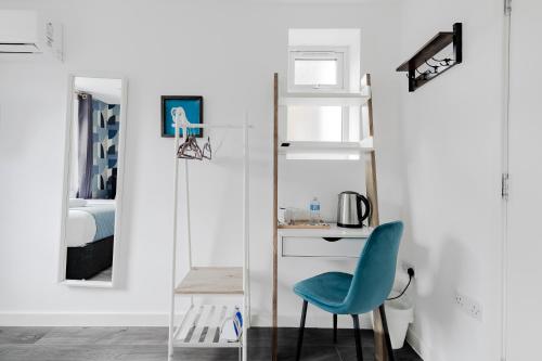 Habitación Individual Estándar con ducha del hotel Wembar