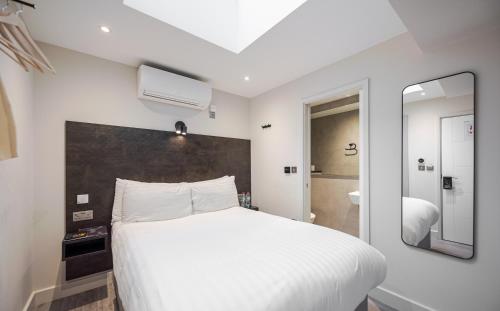 Habitación Doble compacta del hotel St Pancras Inn. Foto 5