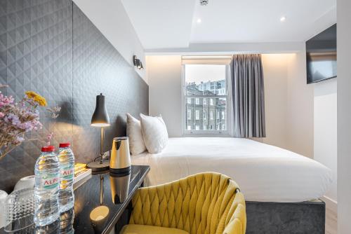 Habitación Doble Deluxe del hotel St Pancras Inn. Foto 5