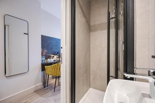 Habitación Doble Deluxe del hotel St Pancras Inn. Foto 6