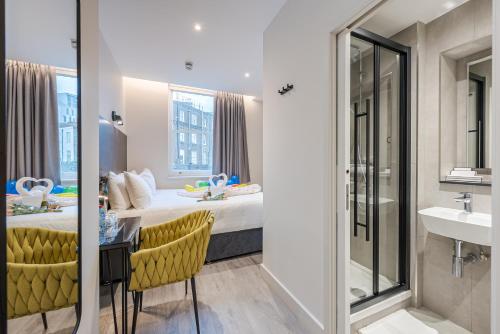 Habitación Doble Deluxe del hotel St Pancras Inn. Foto 7